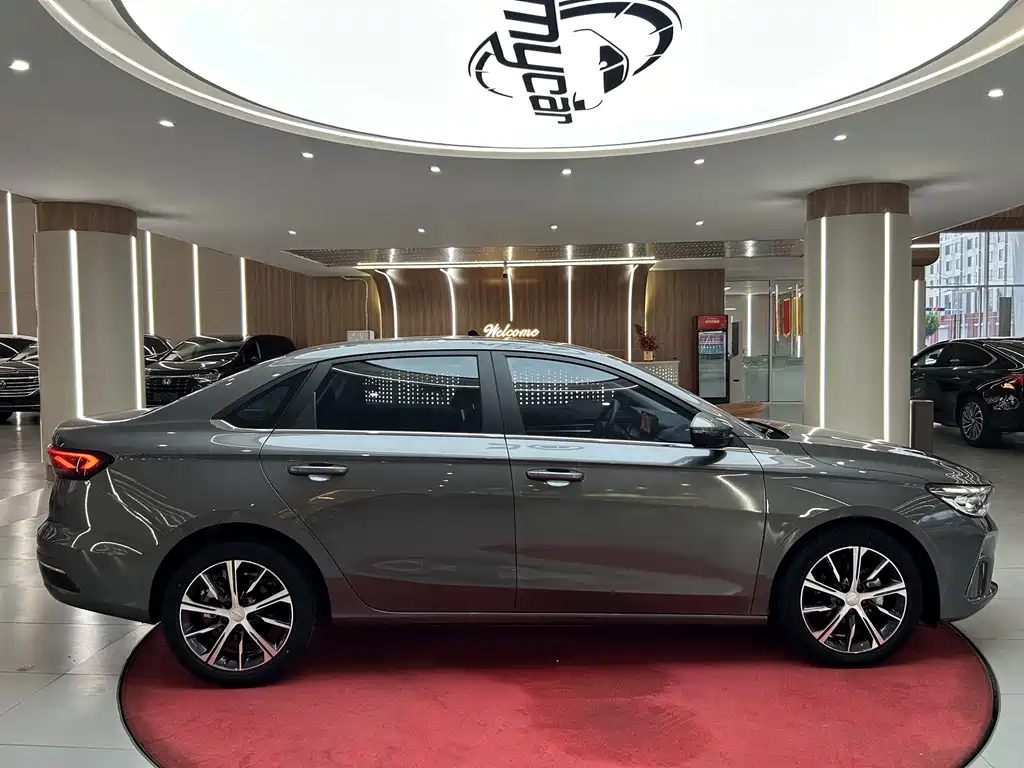 Geely Emgrand — миниатюра 4