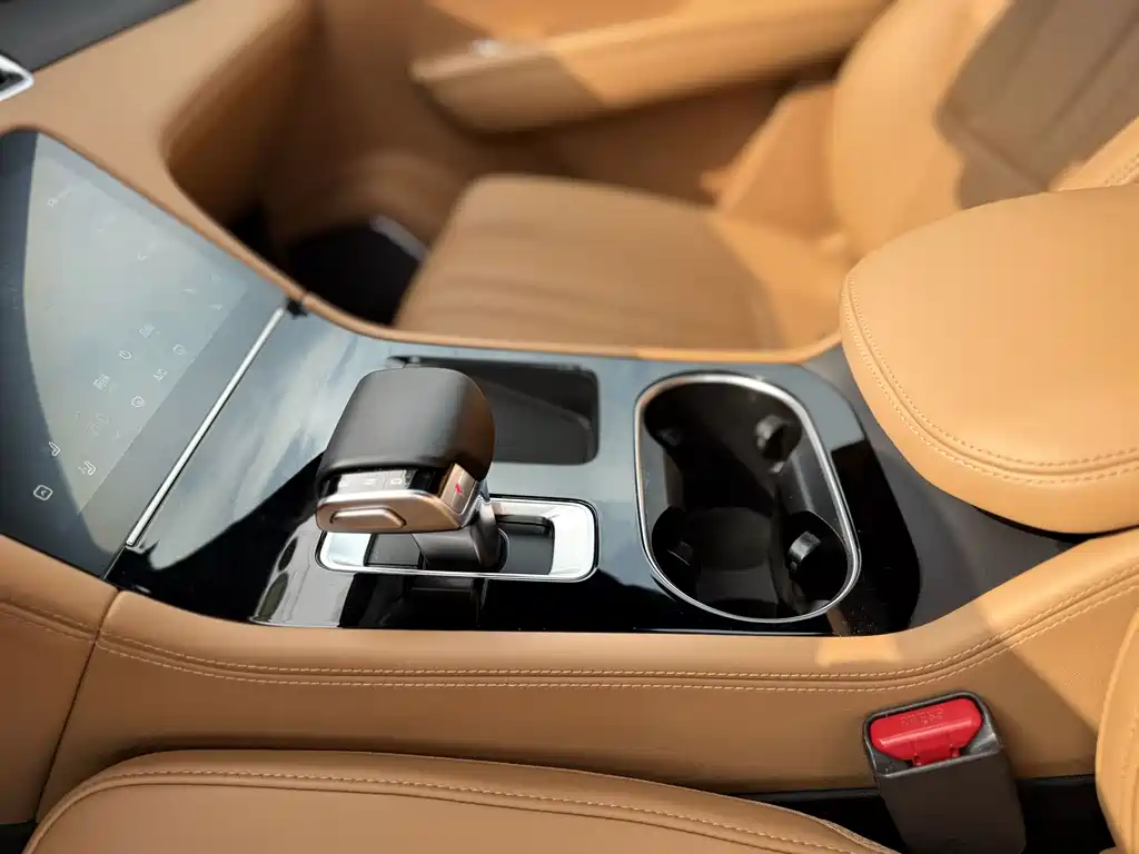 Li Auto Li ONE — миниатюра 16