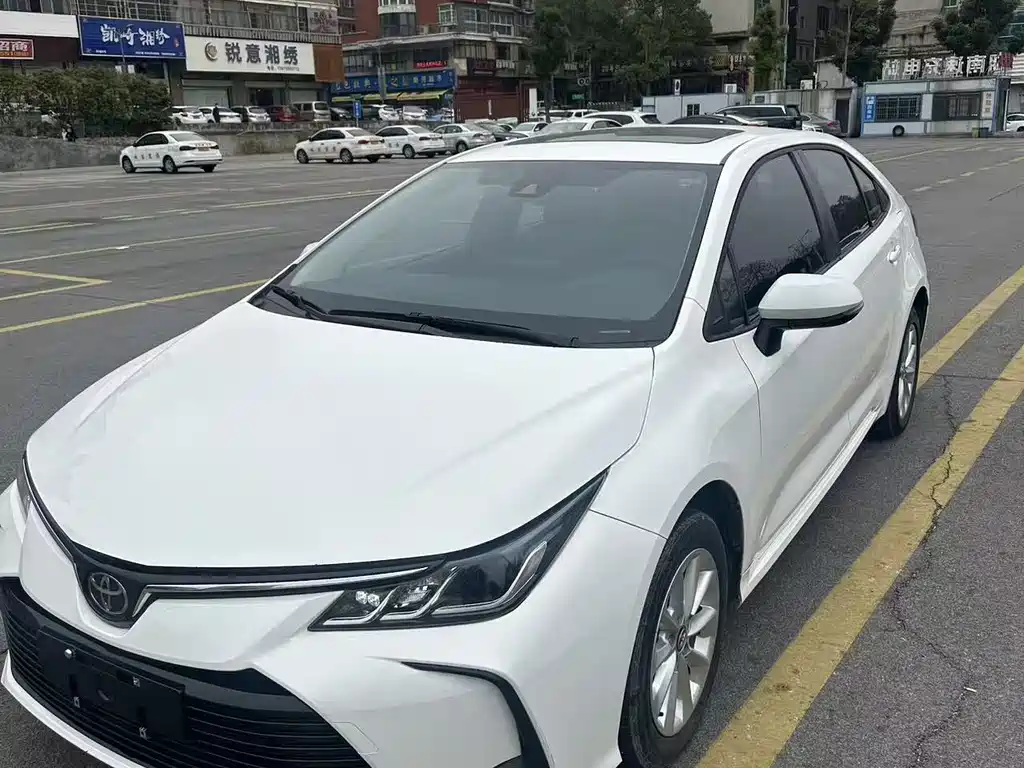 TOYOTA COROLLA