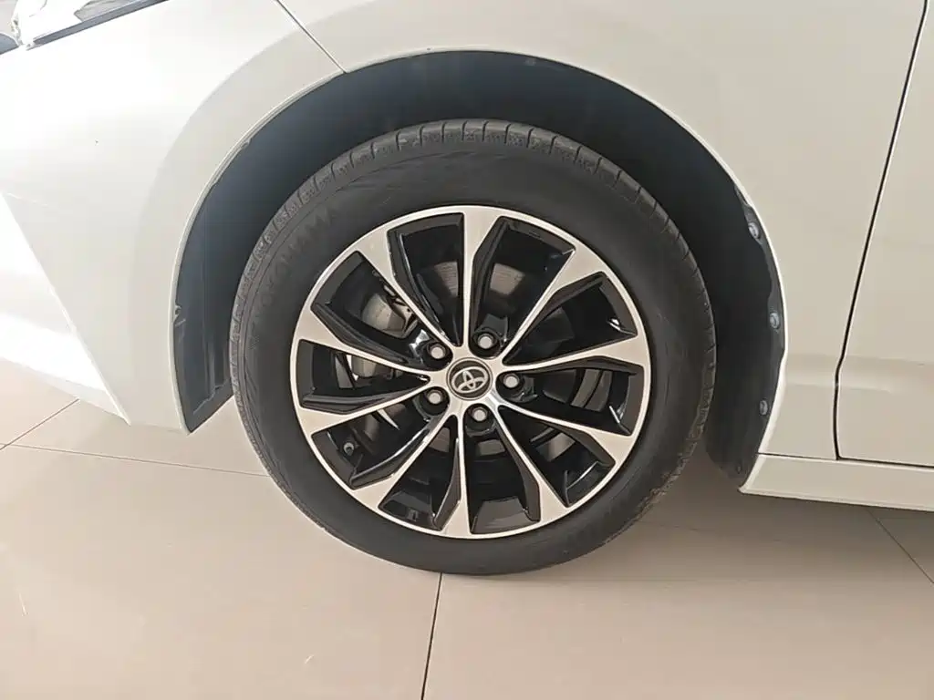 Toyota Avalon — миниатюра 23