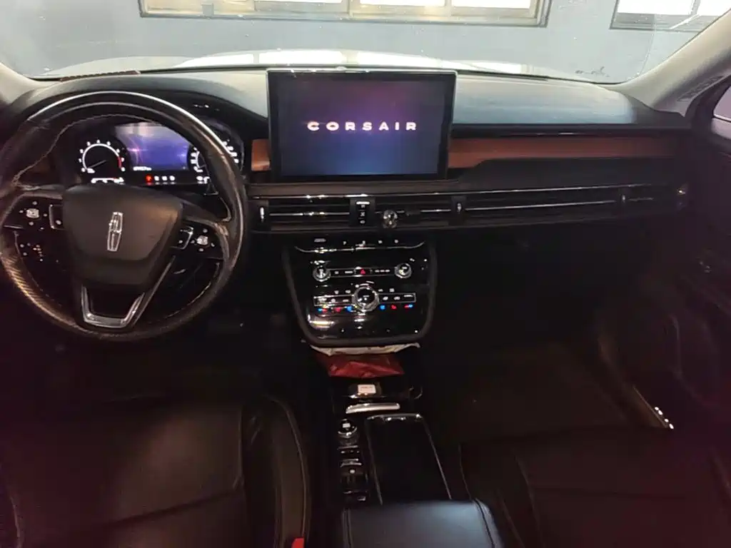 Lincoln Corsair — миниатюра 10