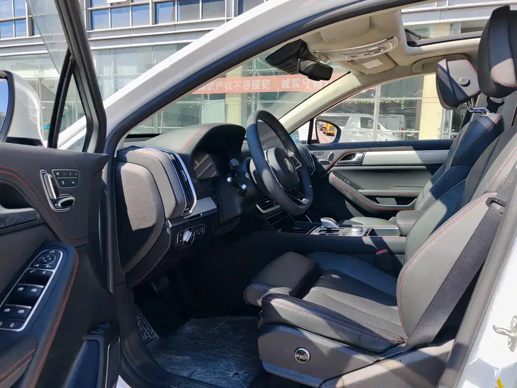 BYD Tang New Energy — миниатюра 6