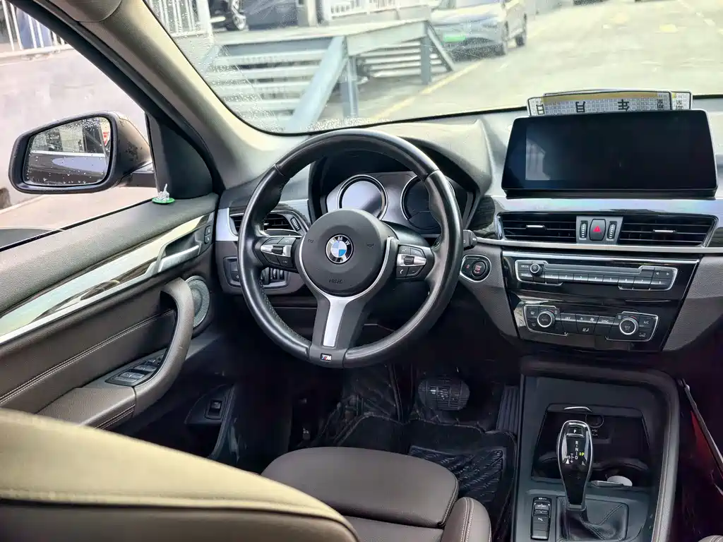 BMW X1 — миниатюра 11