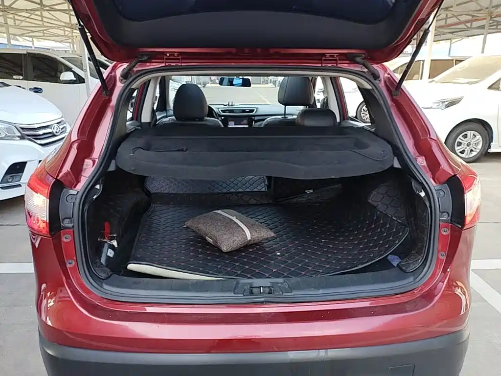 Nissan Qashqai — миниатюра 19