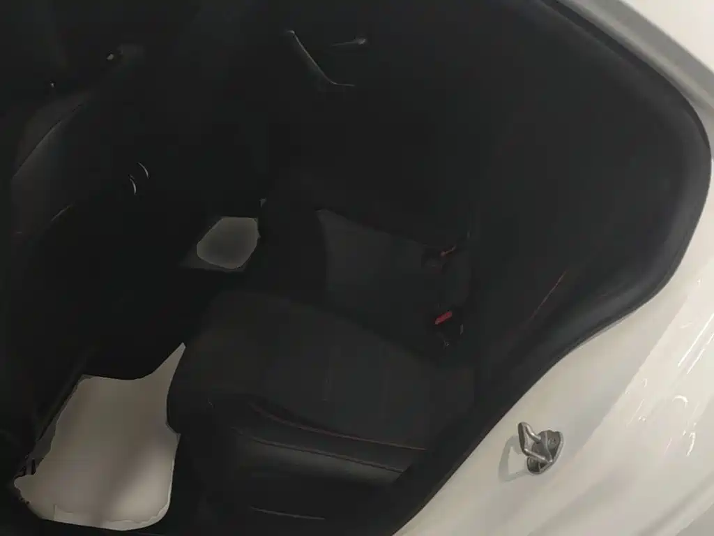 Mercedes-Benz A-Class — миниатюра 17