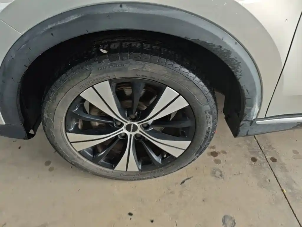 Roewe RX5 — миниатюра 23