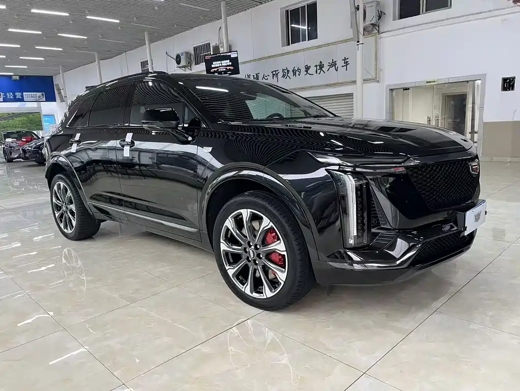 CADILLAC XT5
