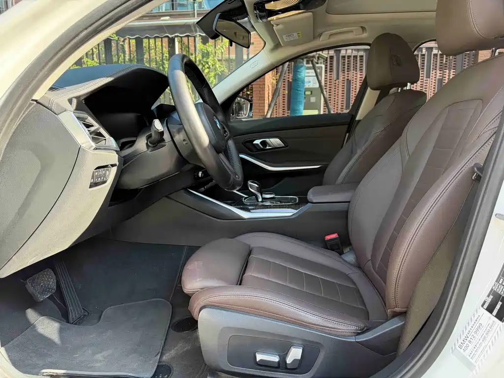 BMW 3 Series — миниатюра 6
