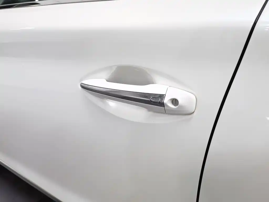 Infiniti Q50L — миниатюра 18