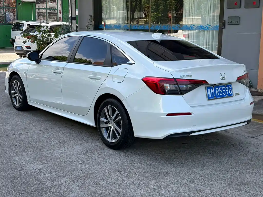 Honda Civic — миниатюра 4