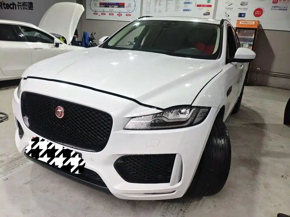 Jaguar F-Pace — фотографии объявления, Фото 2