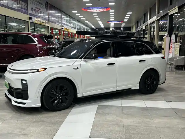 Li Auto L7