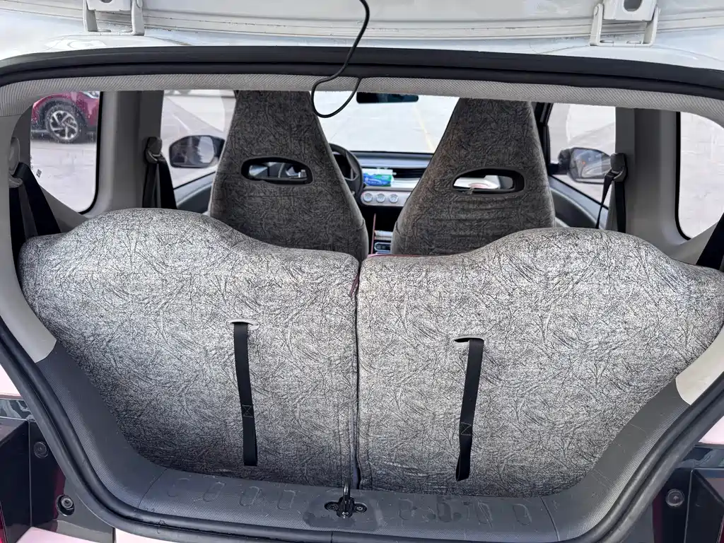 Wuling MINIEV — миниатюра 6
