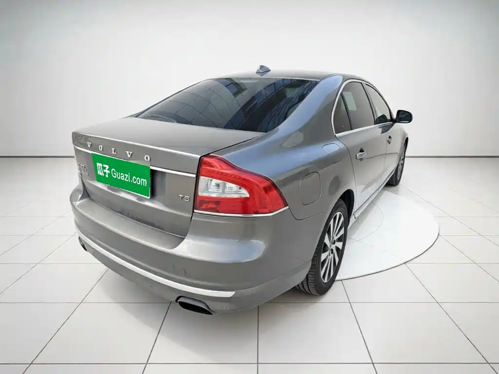 Volvo S80L — миниатюра 6