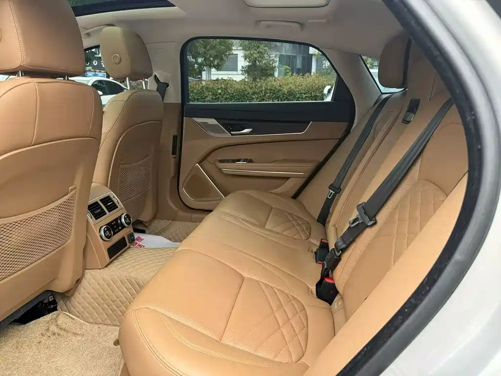 Jaguar XFL 2025 2.0T P250 Premium Luxury