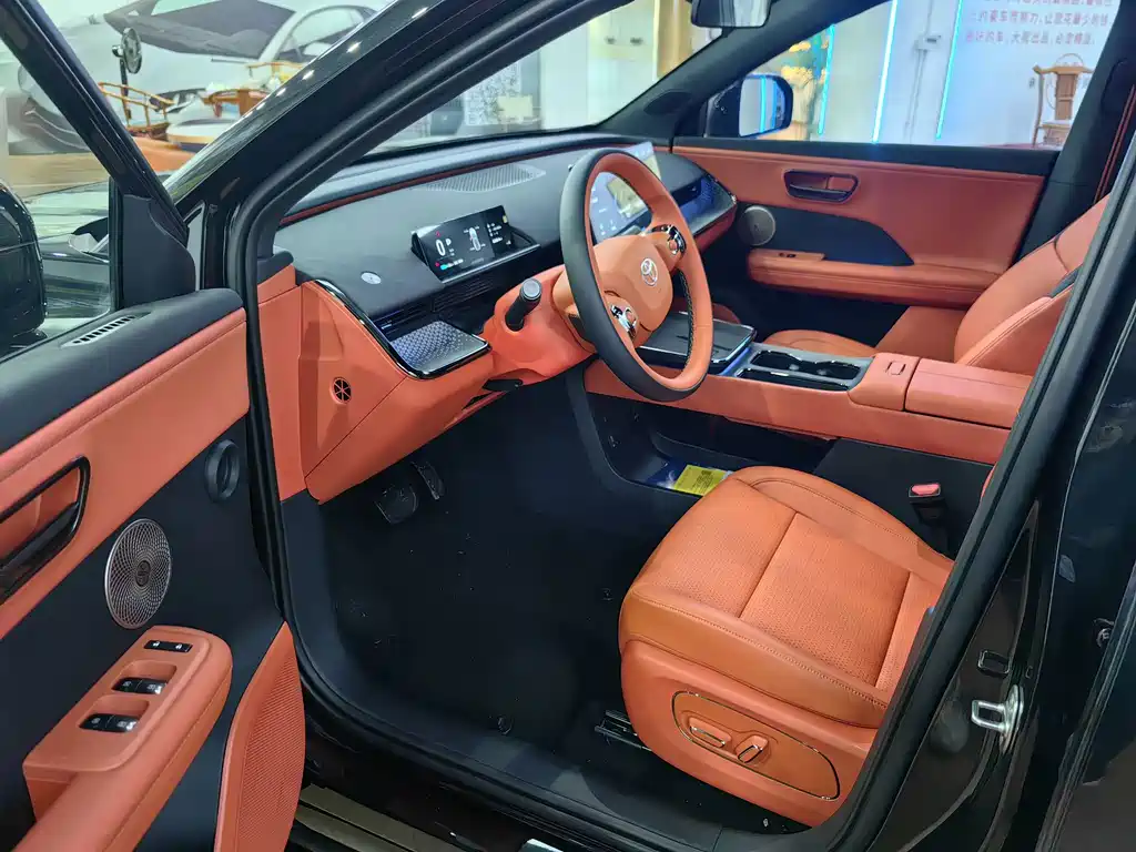 Toyota bZ3X - фото 10