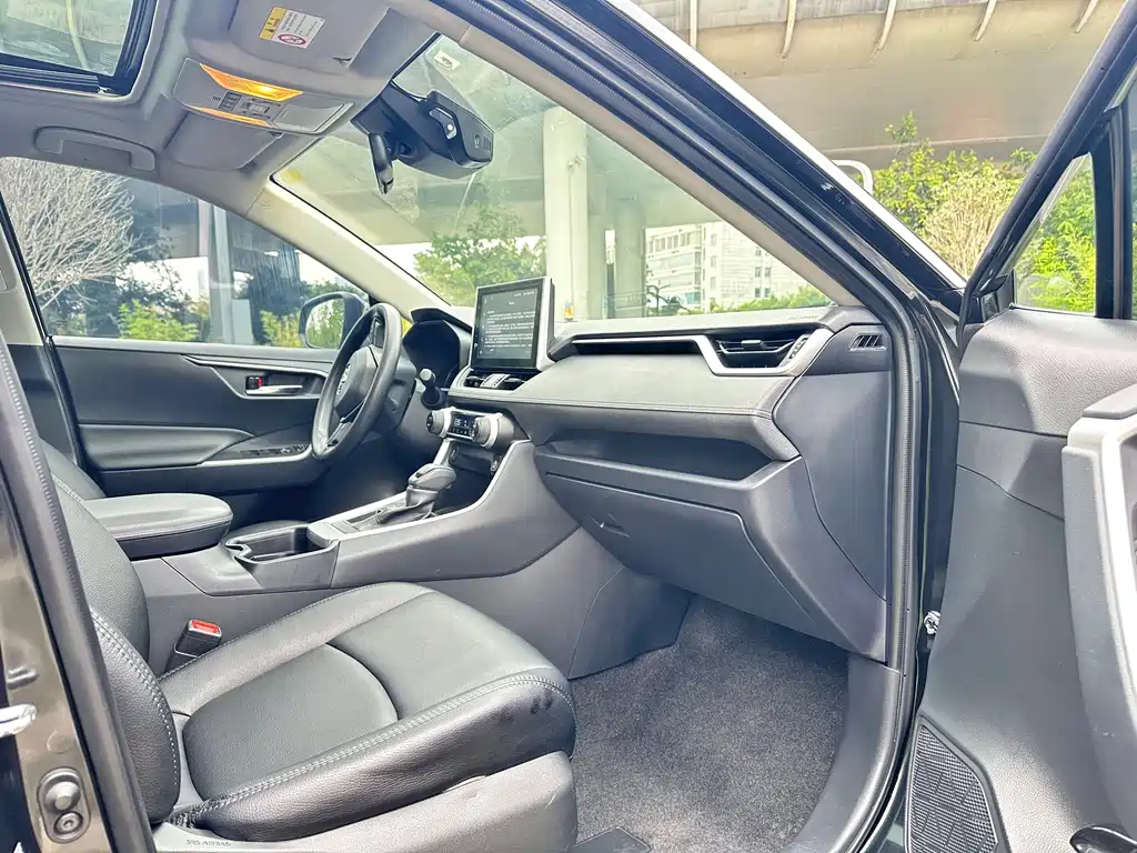 Toyota RAV4 2021 2.0L CVT