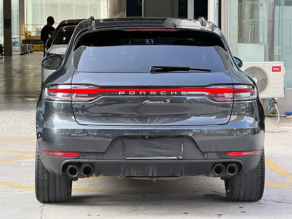 Porsche Macan — миниатюра 8