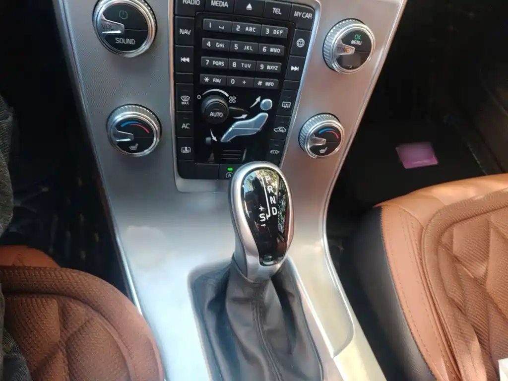 Volvo S60 — миниатюра 7