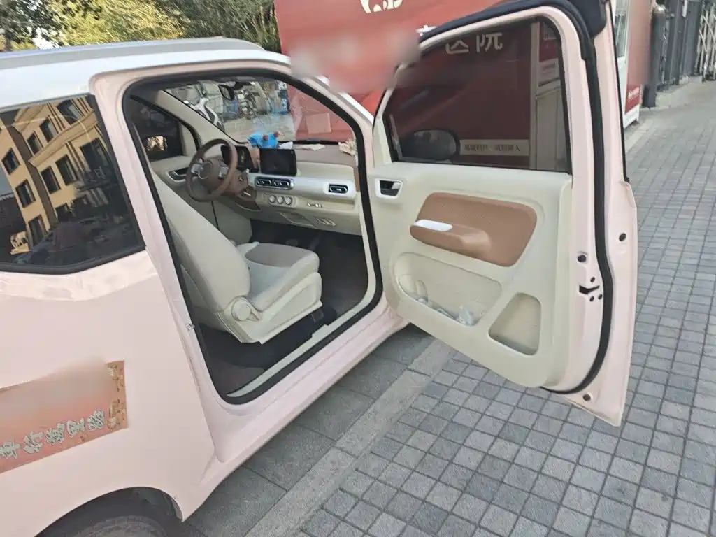 Wuling MINIEV — миниатюра 17