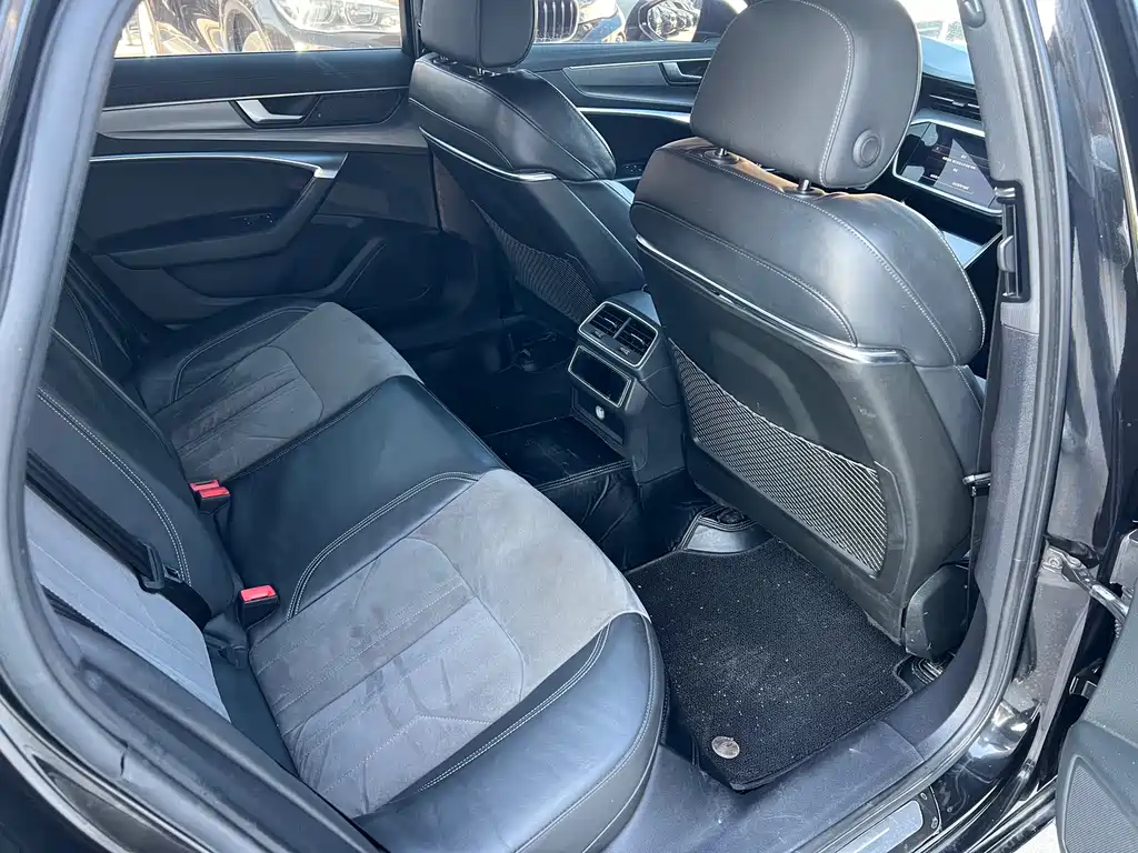 Audi A6L — миниатюра 13
