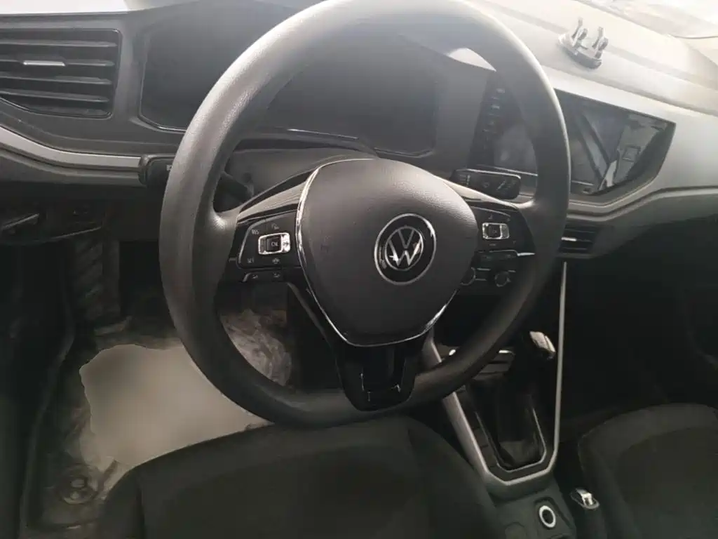 Volkswagen Polo — миниатюра 11