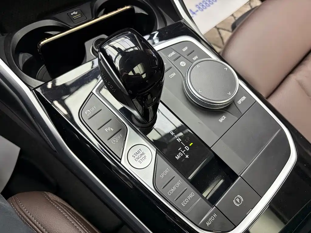 BMW 3 Series — миниатюра 12
