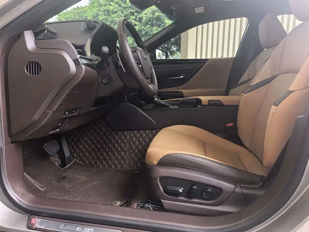 Lexus ES — миниатюра 3