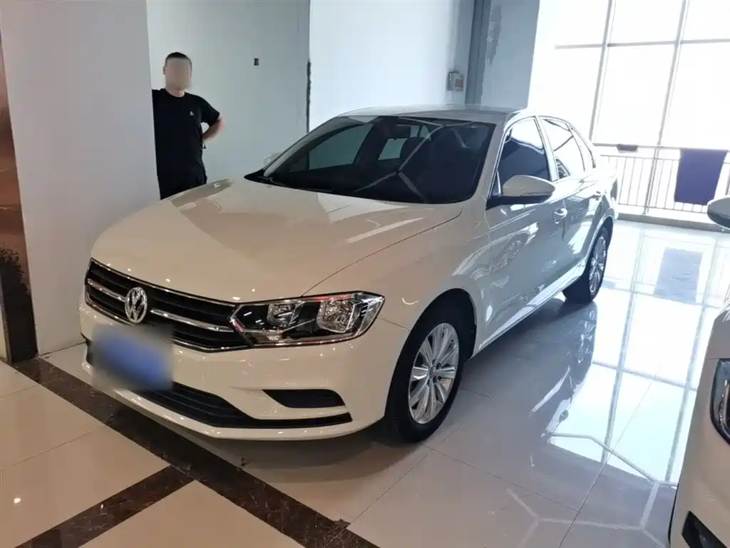 Volkswagen Bora 2021