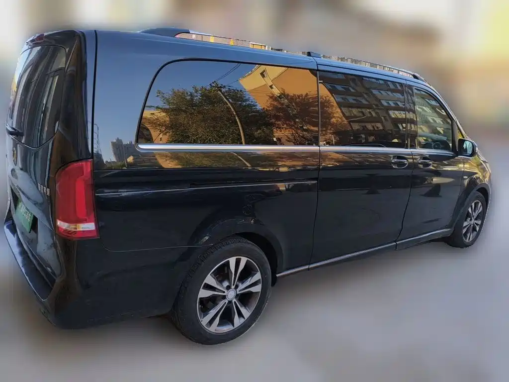 Mercedes-Benz V-Class — миниатюра 4