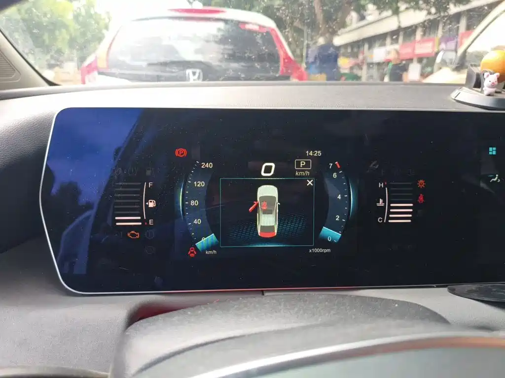 BAIC U5 Plus — миниатюра 4