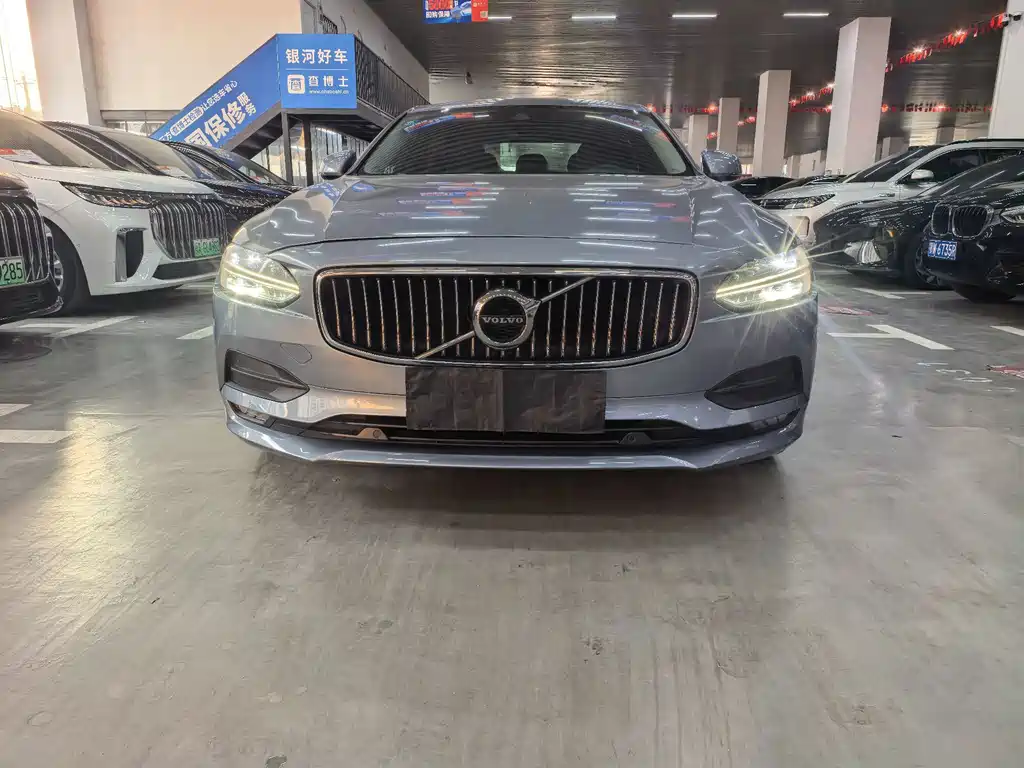 Volvo S90 — миниатюра 2