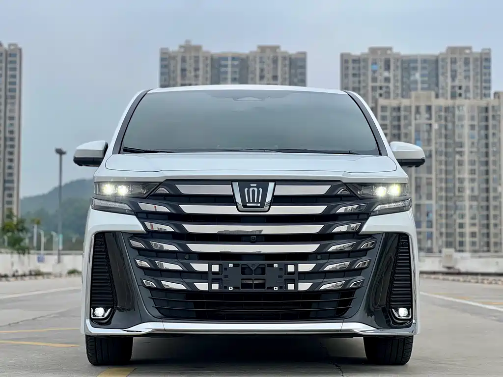 Toyota Vellfire 2024 2.5L Executive