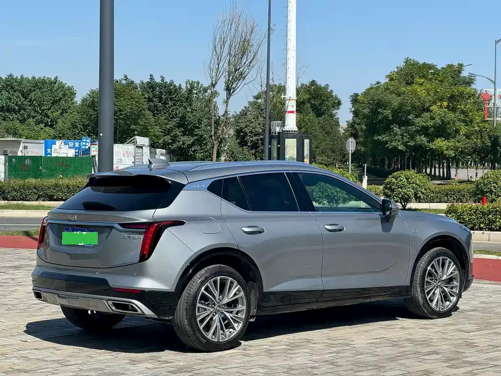 Cadillac GT4 — миниатюра 7