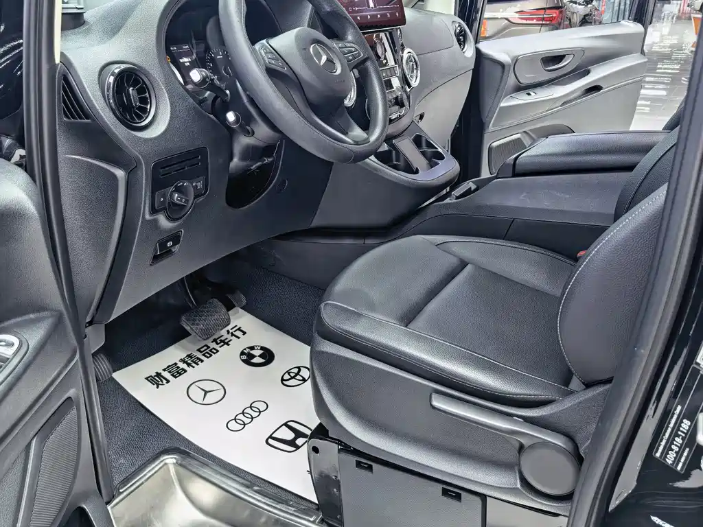 Mercedes-Benz Vito — миниатюра 8
