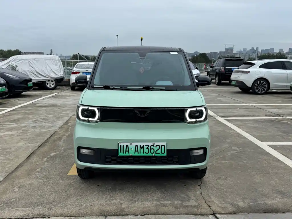 Wuling MINIEV — миниатюра 5