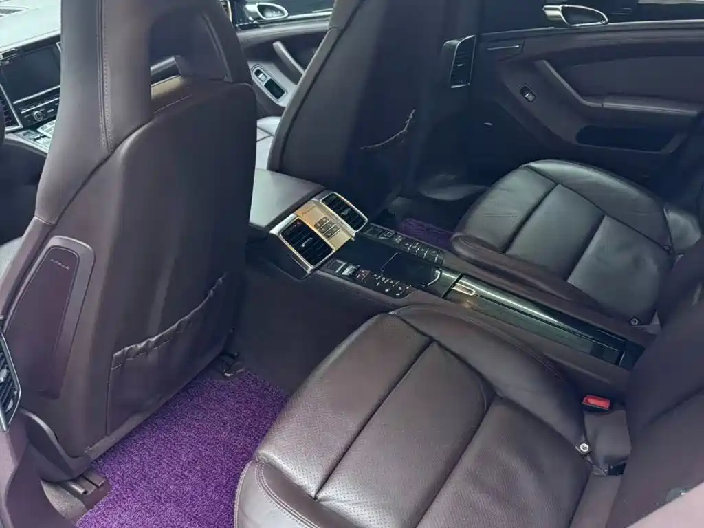 Porsche Panamera — миниатюра 6