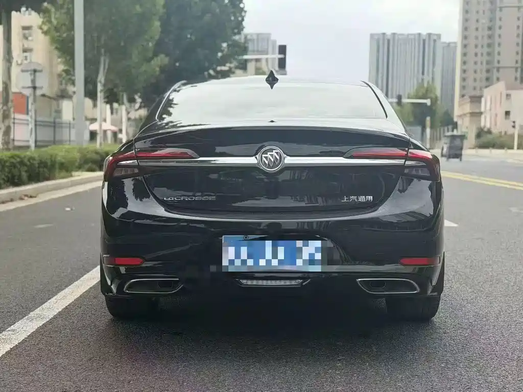 Buick LaCrosse — миниатюра 8