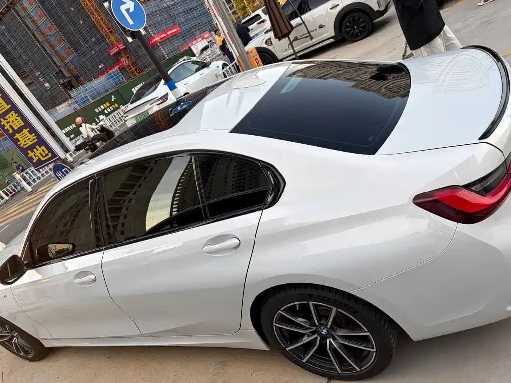 BMW 3 Series — миниатюра 28
