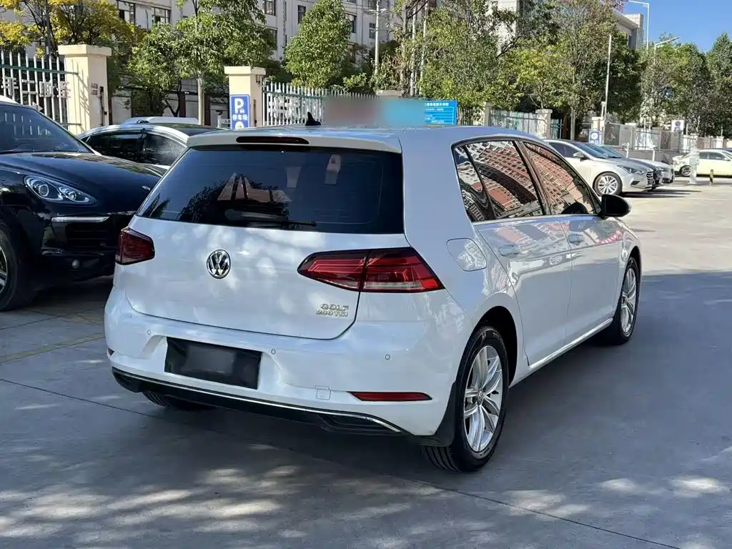 Volkswagen Golf — миниатюра 7