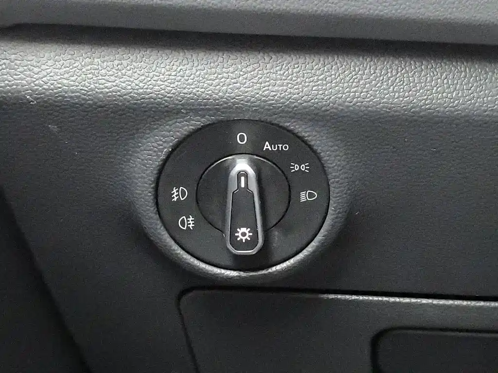 Volkswagen Sagitar — миниатюра 21