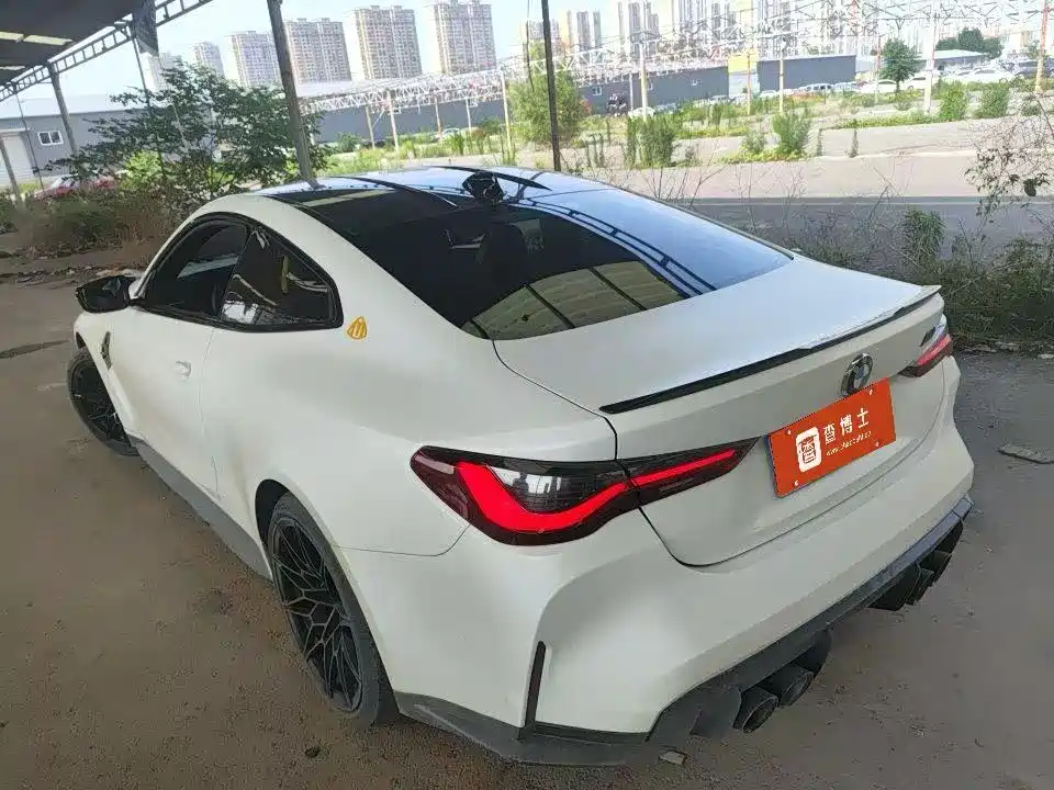 BMW M4 2021 M4