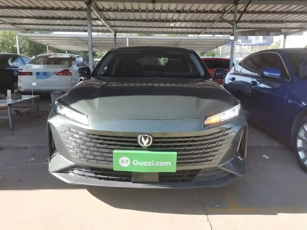 Changan Yida — миниатюра 3