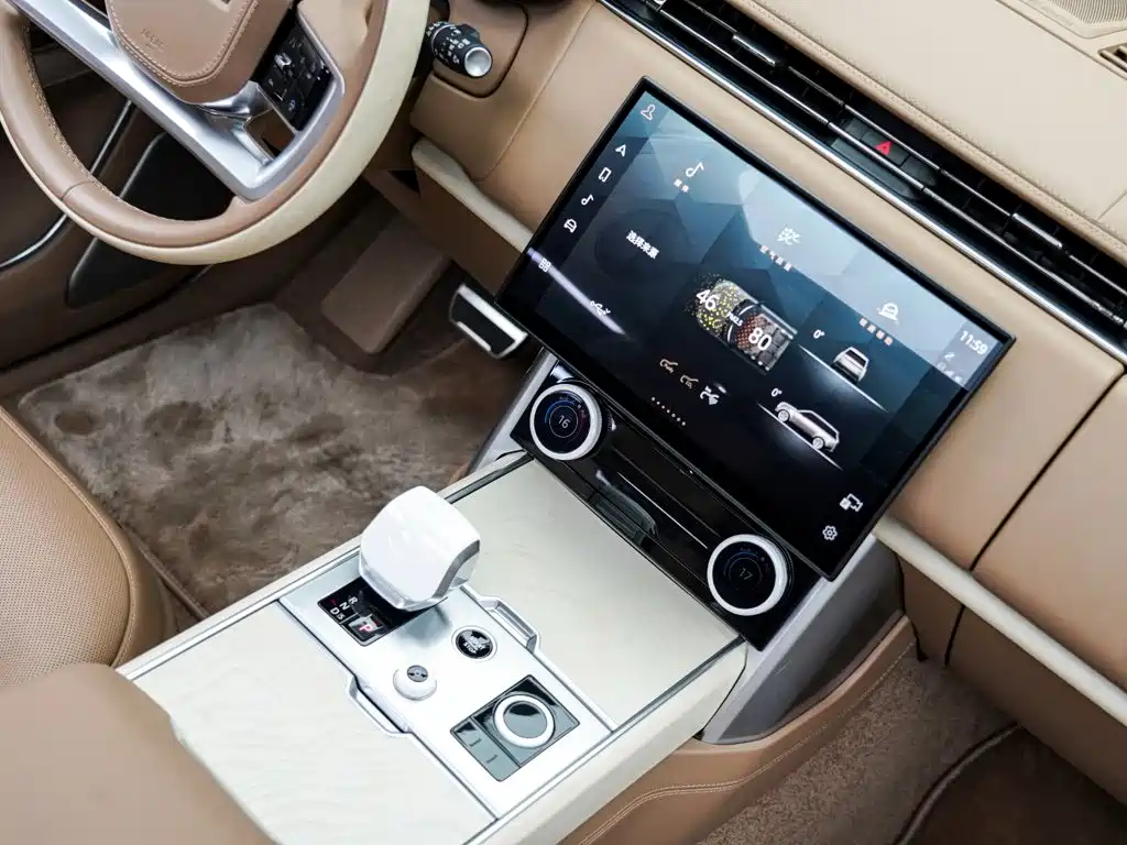 Land Rover Range Rover — миниатюра 23