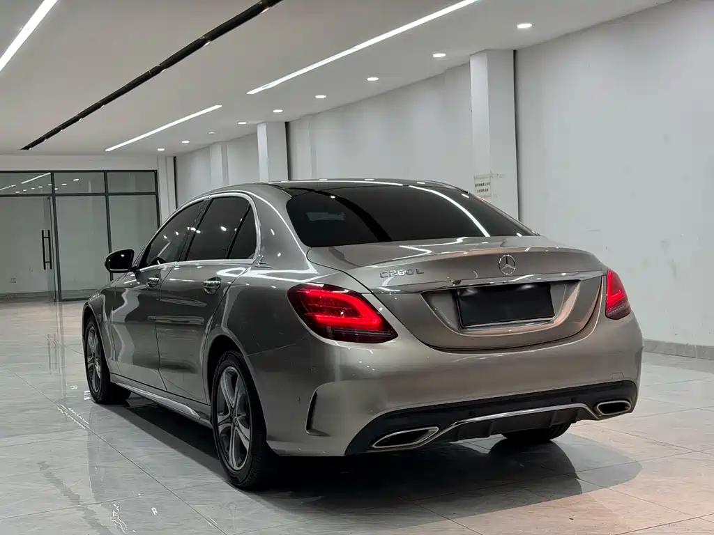 Mercedes-Benz C-Class — миниатюра 19