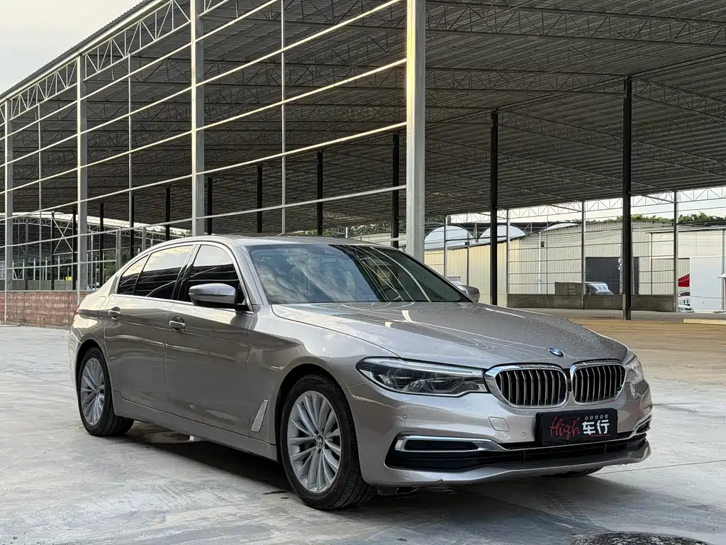 BMW 5 Series New Energy — миниатюра 3