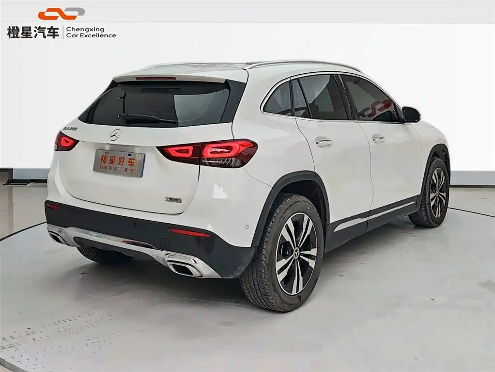 Mercedes-Benz GLA — миниатюра 4