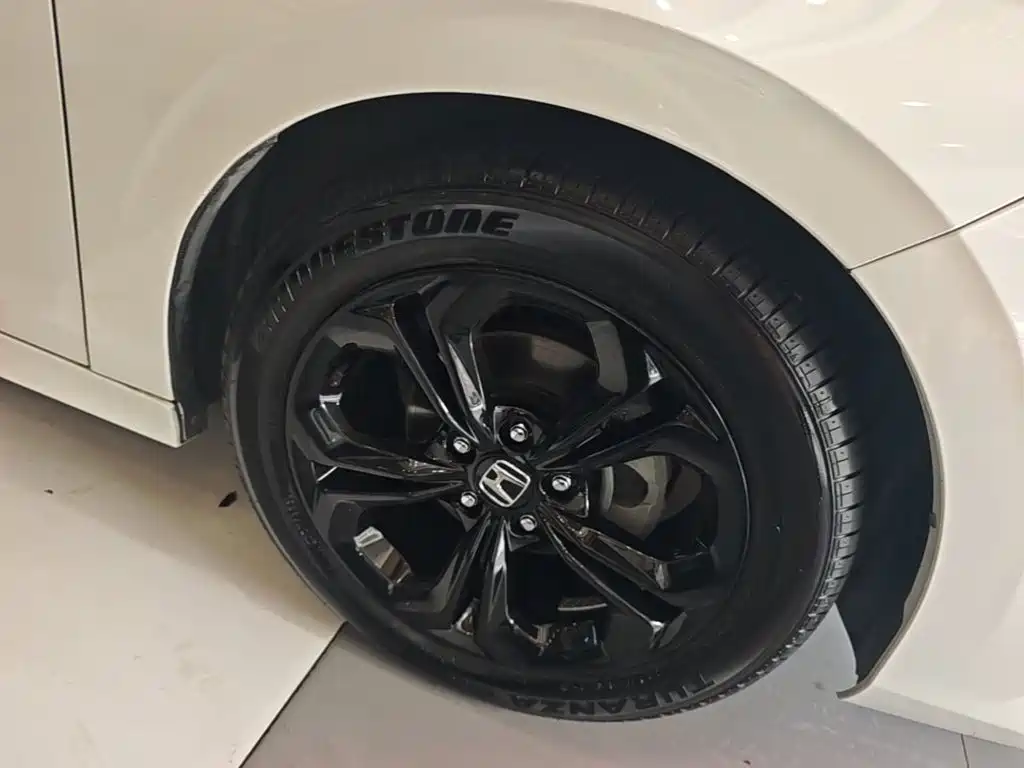 Honda Civic — миниатюра 10
