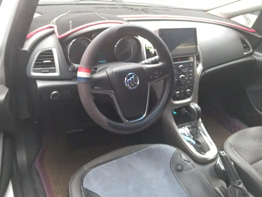 Buick Excelle — миниатюра 12