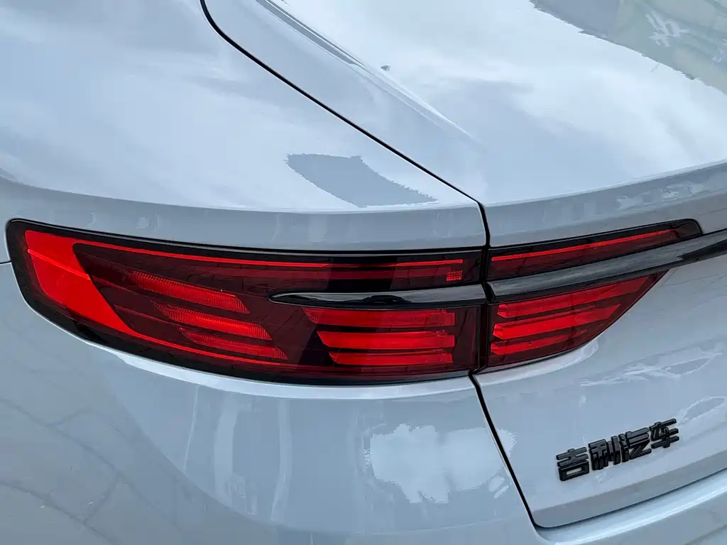 Geely Xingrui — миниатюра 12